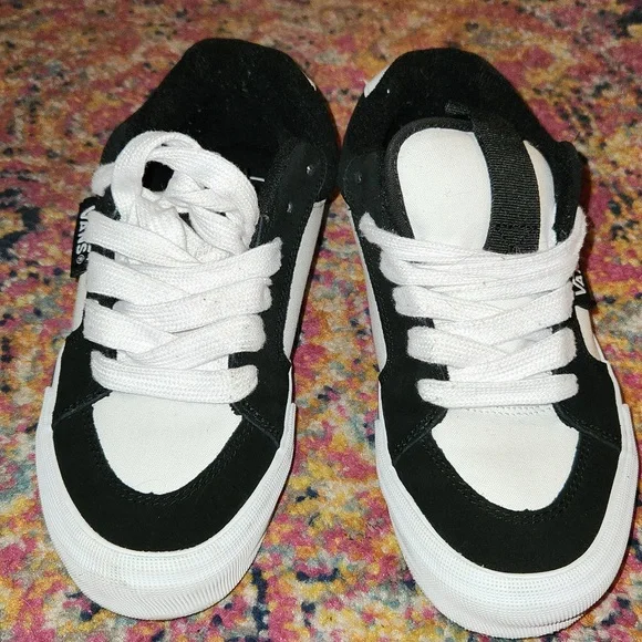 Vans Black and White Sneakers Classic Low-Top Design Chukka Push LS 7 M / 8.5 W - Picture 1 of 10
